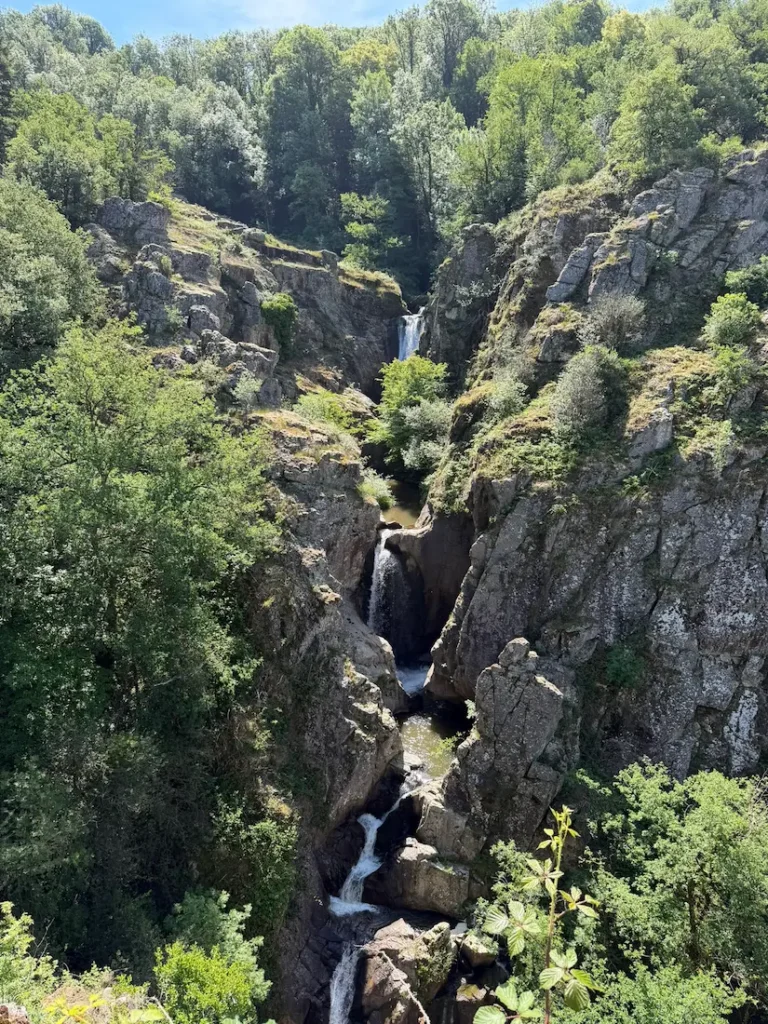 cascades-arifat