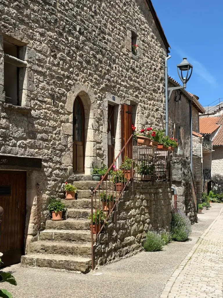 ruelle-la-cavalerie