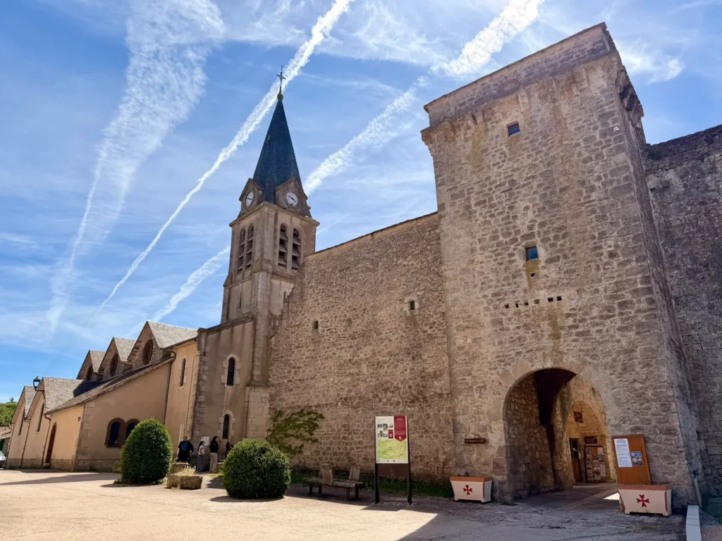 visiter-larzac-la-cavalerie